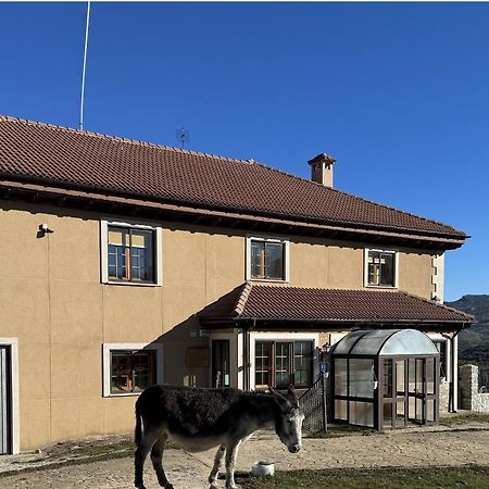 Hotel Pico Espiguete Alba de los Cardaños Dış mekan fotoğraf