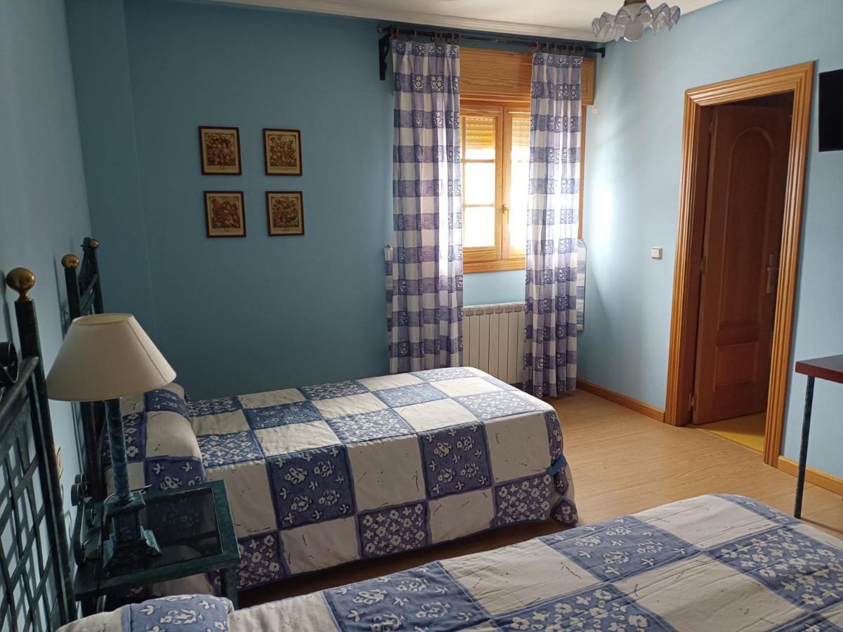 Hotel Pico Espiguete Alba de los Cardaños Dış mekan fotoğraf