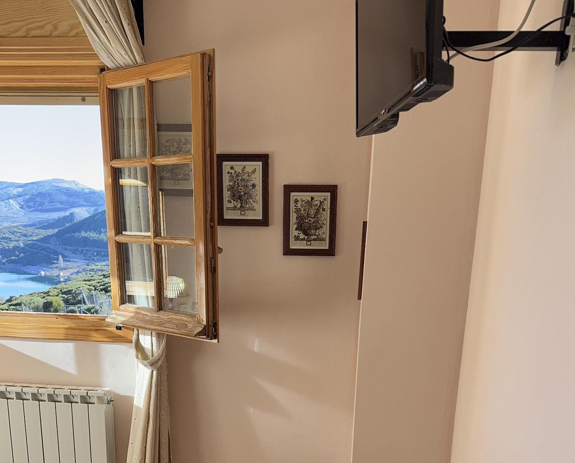 Hotel Pico Espiguete Alba de los Cardaños Dış mekan fotoğraf